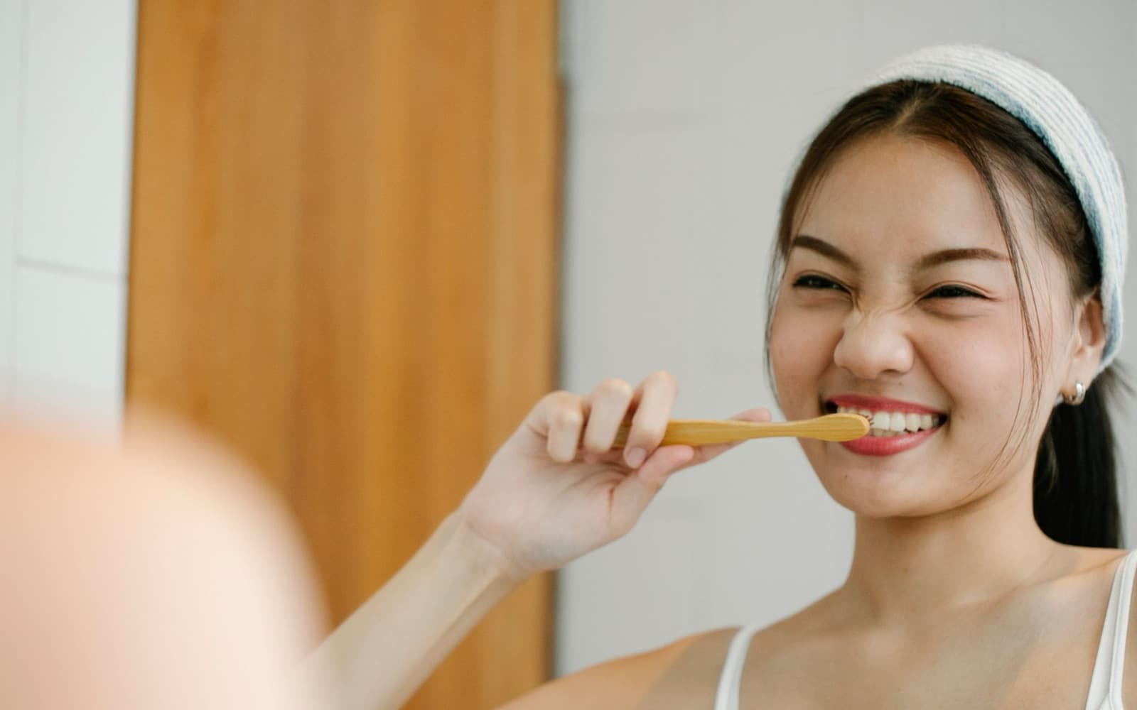 5 Everyday Habits for a Healthier Smile